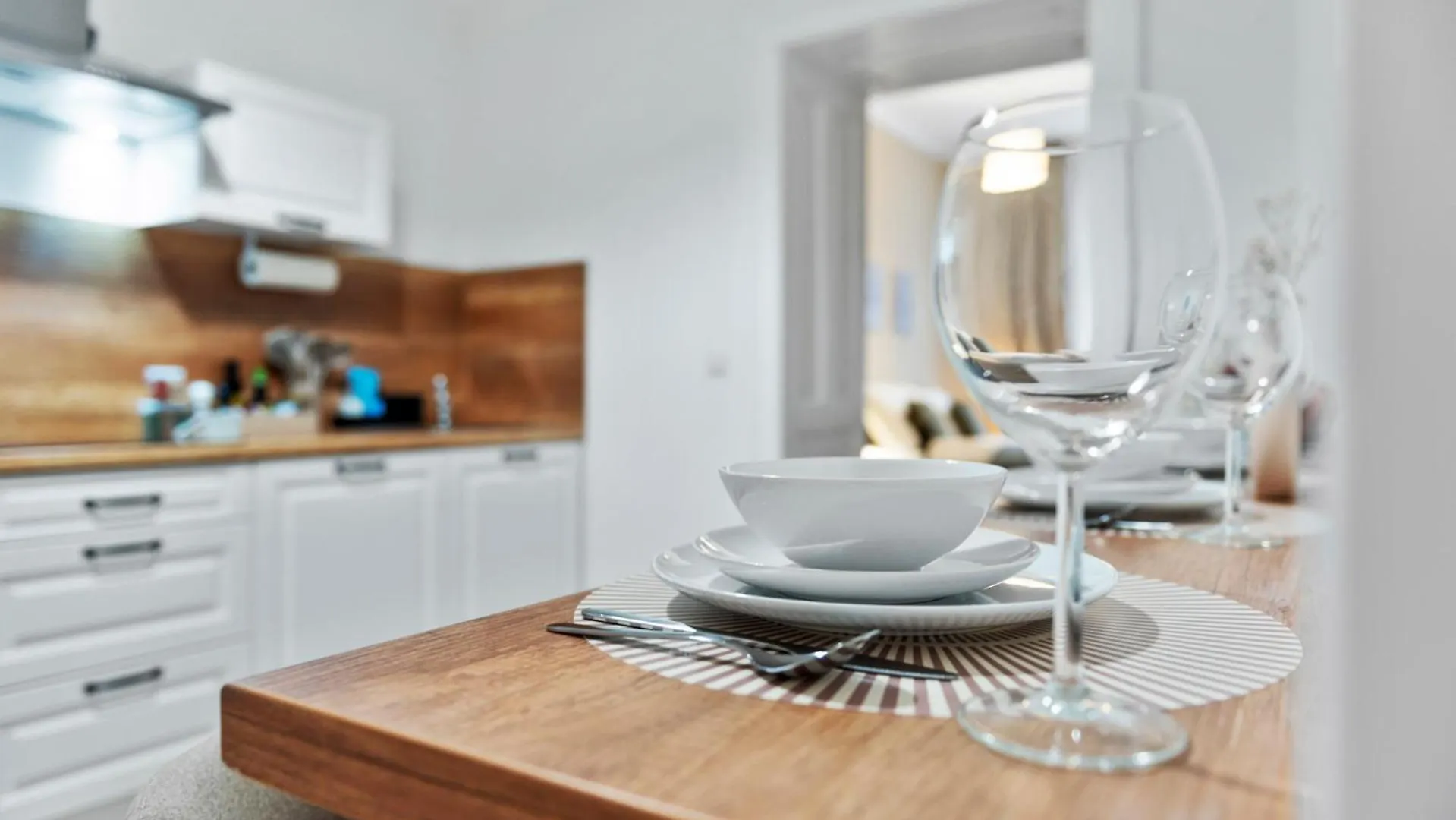 Exclusive 2 Bedroom Apartment Viena